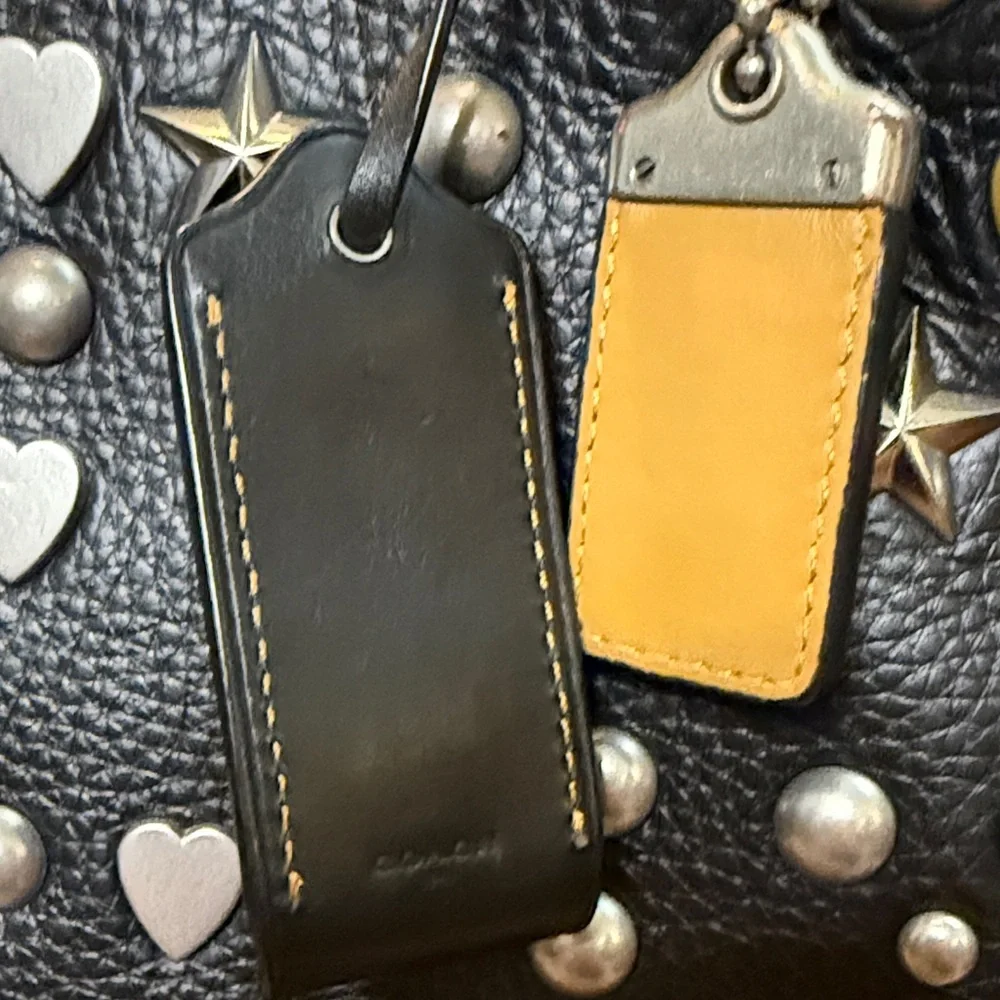 Coach Rogue 25 with Beatnik Rivets - Picture 14 of 16